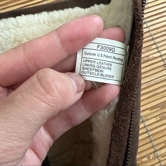 UGG Cargo Brown Suede Leather Boots Shearling Buckle Pocket - Picture 7 of 7